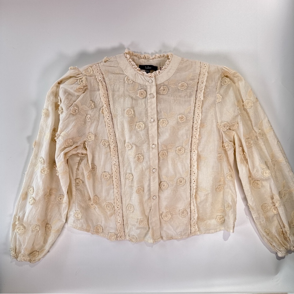 Lulus Women’s Admired Effect Button Up Blouse XL Cream - Picture 2 of 11
